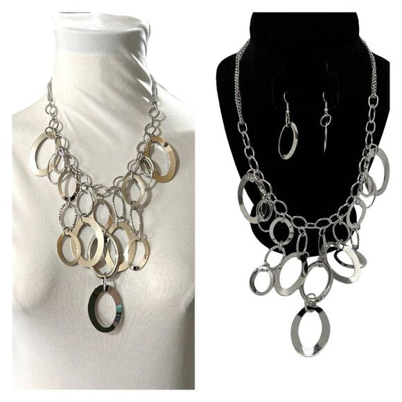 Silver Bubble Oval Cascade Necklace and Earring Set - Picture 1 of 14